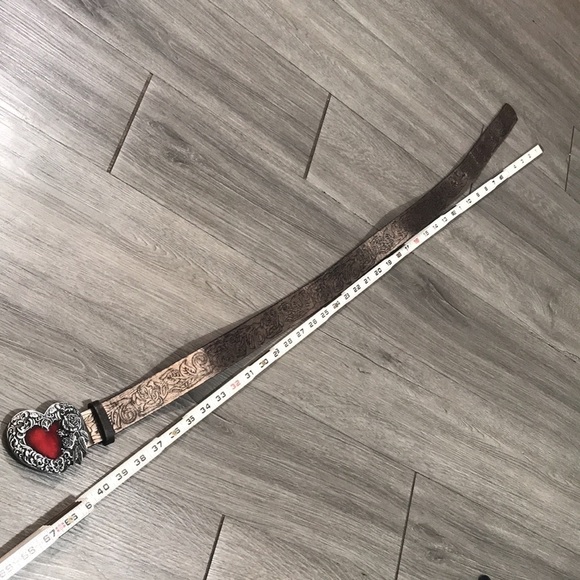 Red Heart Enamel Buckle Belt size M - Picture 8 of 8